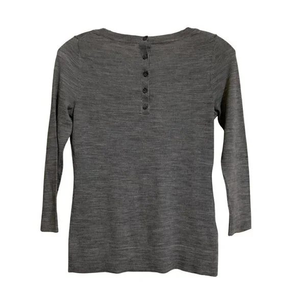 Ann Taylor Loft Gray Soft Knit Button Back Top 3/4 Sleeve. Size XS - Picture 2 of 5